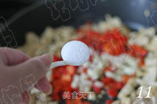 最意想不到的组合 咸蛋炒臭干(消耗咸蛋)的做法步骤：11