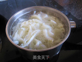 姜葱牛百叶的做法步骤：1