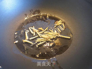 姜葱牛百叶的做法步骤：2