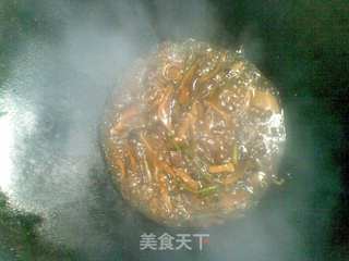 可口下饭菜——腐竹焖煎鱼的做法步骤:5