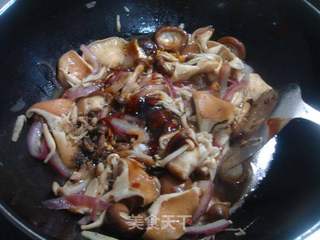 【粤菜】锅仔烧汁蘑菇的做法步骤:11