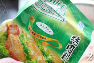 荔枝壳的绝妙再利用 荔枝红酒法式黑椒烤翅的做法步骤:2