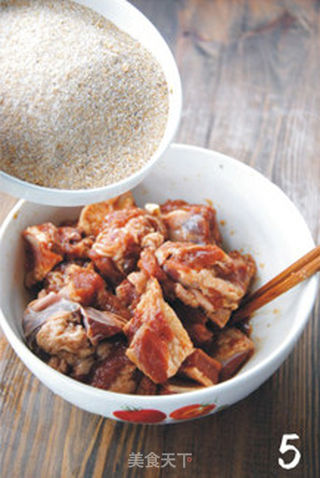 【粉蒸排骨】老少皆宜的健康吃肉法的做法步骤:5