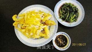 【粤菜】电饭锅版手撕盐焗鸡的做法步骤：12