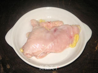 【粤菜】菠萝鸡炒饭的做法步骤:4
