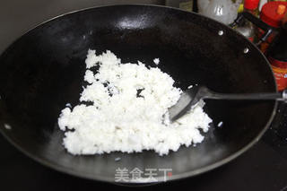 【粤菜】菠萝鸡炒饭的做法步骤:7