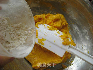 【粤菜】——南瓜饼的做法步骤:5
