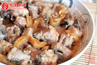 【粤菜】瓜脯蒸排骨的做法步骤：6