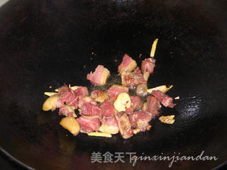 【粤菜】腊鸭炒芦笋的做法步骤:6