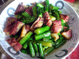 【粤菜】腊鸭炒芦笋的做法步骤:8