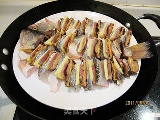 【粤菜】麒麟鲈鱼的做法步骤：4