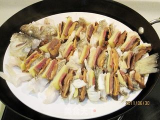 【粤菜】麒麟鲈鱼的做法步骤:6