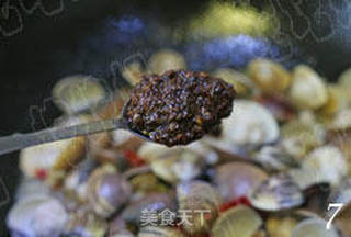 用内地人的口味做一道沿海菜 辣酱爆花蛤的做法步骤:7