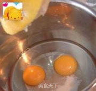 天气炎热让我们爱上慕斯------------蓝莓慕斯蛋糕的做法步骤:2