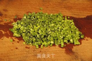 十分钟端上桌的闽南风味·香煎菜脯蛋的做法步骤:2