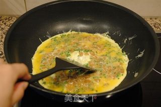 十分钟端上桌的闽南风味·香煎菜脯蛋的做法步骤：6