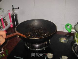 黄瓜木耳炒瘦肉的做法步骤:4