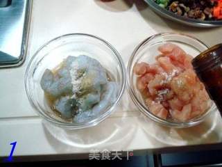 一款经典厦门炒饭“虾球鸡粒炒饭”的做法步骤：1