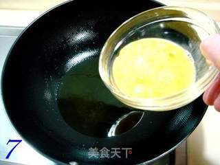 一款经典厦门炒饭“虾球鸡粒炒饭”的做法步骤：7