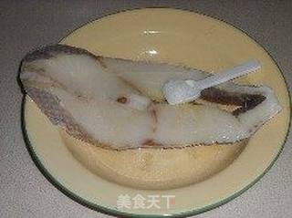 香煎鳕鱼的做法步骤:2