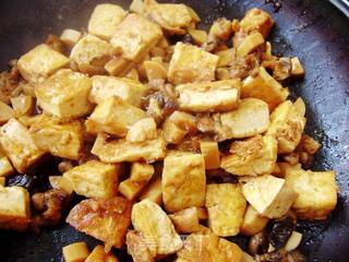 香菇烧豆腐的做法步骤:9