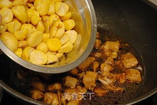 【苏菜】红烧栗子鸡的做法步骤:10