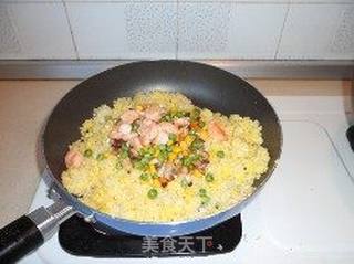 五彩炒饭(扬州炒饭)的做法步骤:8