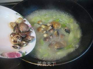 老黄瓜豆瓣蛤蜊汤的做法步骤:5