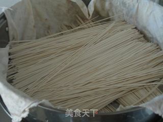 【一世情缘】蒸卤面的做法步骤：5