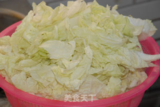 鱼头白菜汤的做法步骤:2