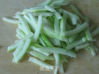 凉拌西瓜皮的做法步骤:3