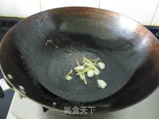 【注定了一生要一起“旅行”】相恋苦瓜炒肉的做法步骤:4