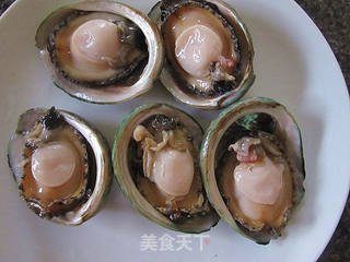 清蒸鲍鱼的做法步骤：1