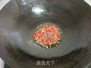 苏菜—盱眙手抓十三香龙虾的做法步骤：2