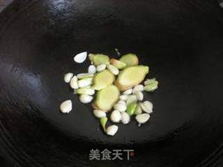 苏菜—盱眙手抓十三香龙虾的做法步骤：3