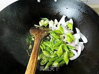 【浙菜】杭州传统佳肴---杭椒牛柳的做法步骤：7