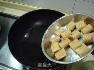 杭州名菜“干炸响铃”的做法步骤：6