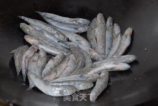 【浙菜】花跳鱼烧豆腐的做法步骤:2