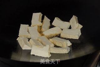 【浙菜】花跳鱼烧豆腐的做法步骤:5