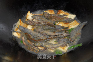 【浙菜】花跳鱼烧豆腐的做法步骤:9