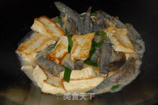 【浙菜】花跳鱼烧豆腐的做法步骤:11