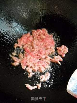 双椒牛肉丝的做法步骤:6