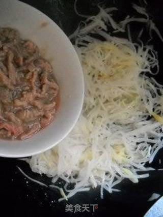 双椒牛肉丝的做法步骤:8