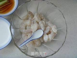 【浙菜】:龙井虾仁的做法步骤:3
