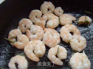 【浙菜】:龙井虾仁的做法步骤:8