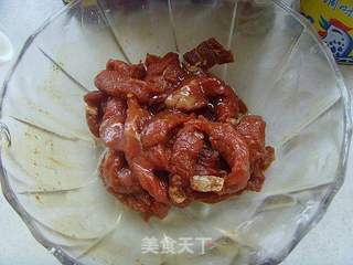 【浙菜】:杭椒牛柳的做法步骤:3