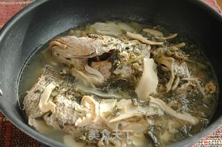 【浙菜】汤鲜味美宁波风味·雪菜大汤黄鱼的做法步骤:12