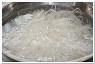 浙菜。。。什锦炒粉的做法步骤:2