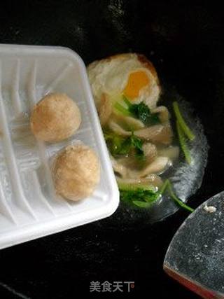 菇丸清汤面的做法步骤:5