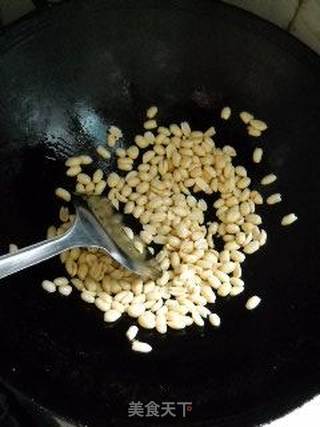 多味香酥花生的做法步骤:6